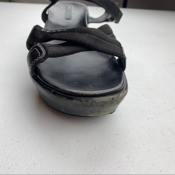 Amputee Single Prada Sandal - Picture 3 of 9